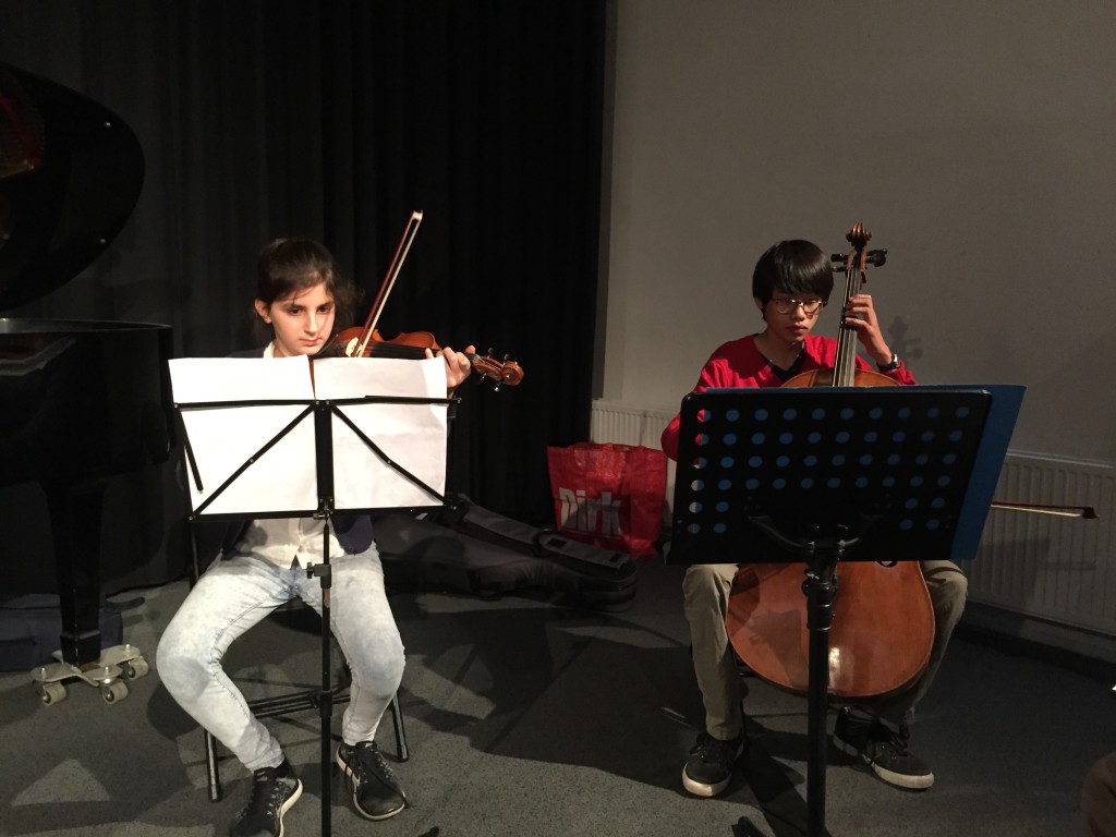 Sude (viool) en Rhijn (cello)
